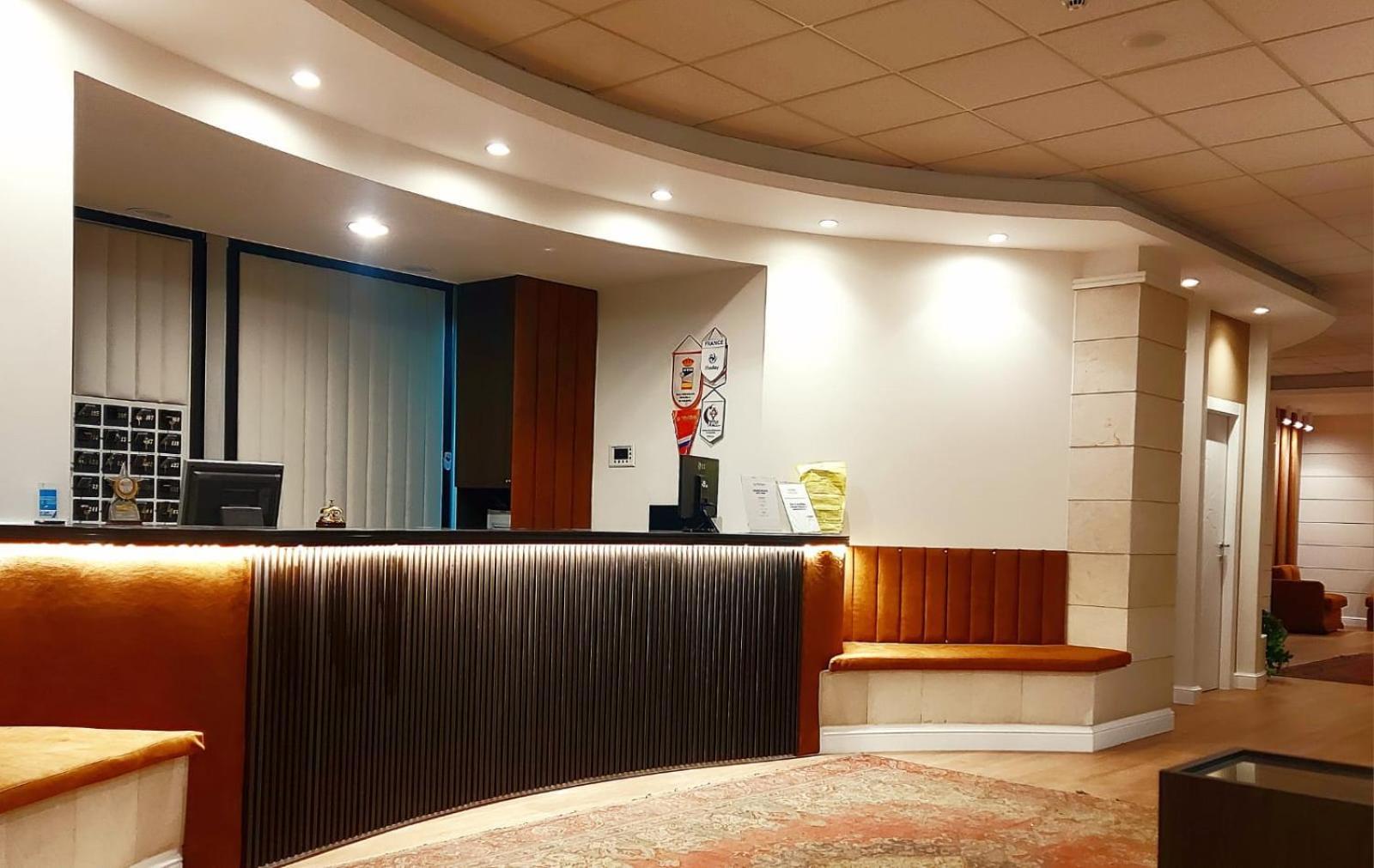 קמיליאטלו סילאנו Hotel Meranda מראה חיצוני תמונה